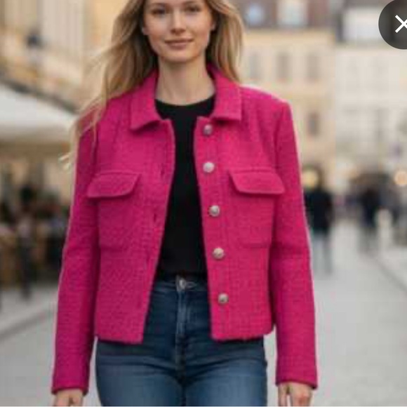 Rachel Zoe pink tweed blazer is a vibrant and stylish cropped jacket - Picture 2 of 10